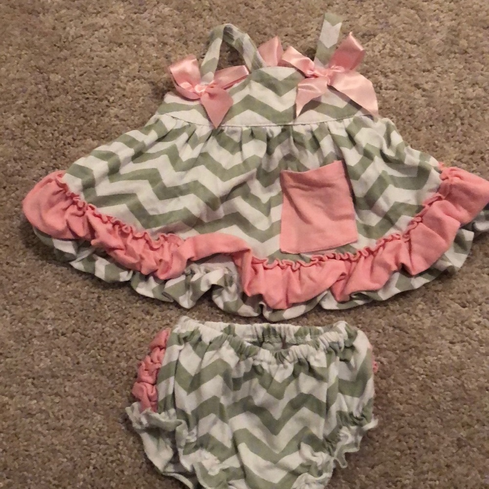Pink and gray chevron swing top, bloomers